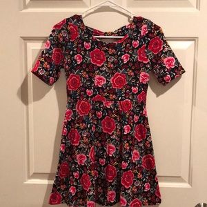 Girls dress
